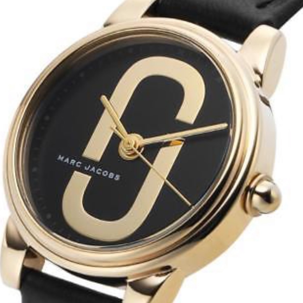 ♦️NWT Marc Jacobs Corie Leather Strap Watch 28mm♦️